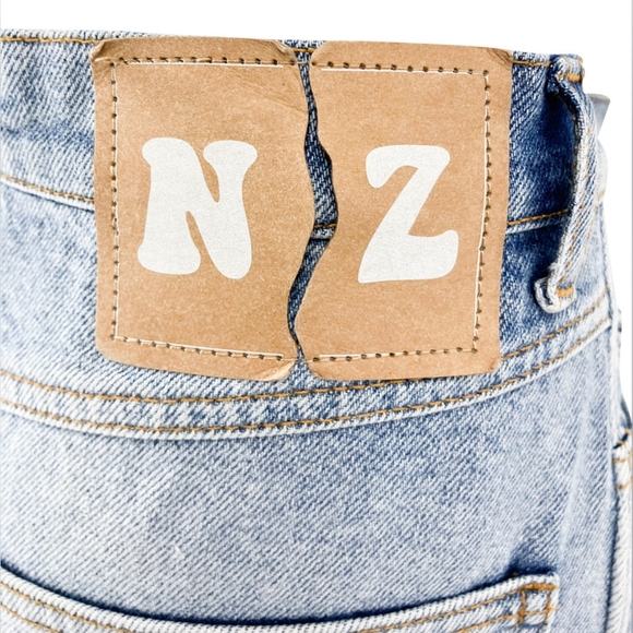 Sz M and L Natasha Zinko Unique Cutout Ripped reversible shorts With Zipper - Picture 4 of 4